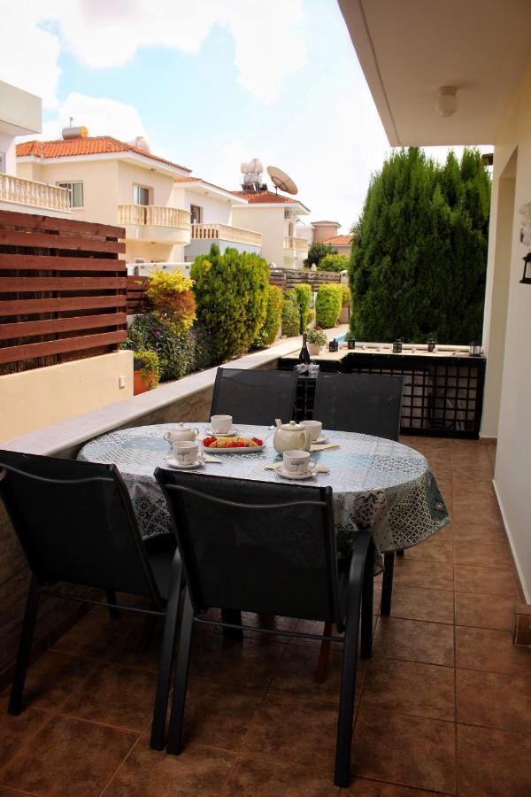 Cozy Poolside Apartment بافوس المظهر الخارجي الصورة