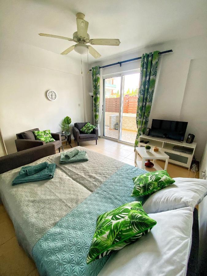 Cozy Poolside Apartment بافوس المظهر الخارجي الصورة