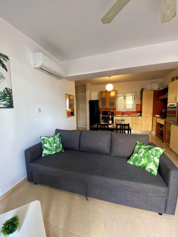 Cozy Poolside Apartment بافوس المظهر الخارجي الصورة