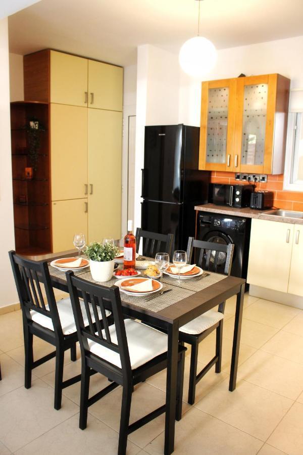 Cozy Poolside Apartment بافوس المظهر الخارجي الصورة